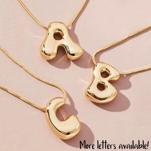🍋2/$30 New Anthropologie-Inspired Gold Bubble Letter Monogram Necklace